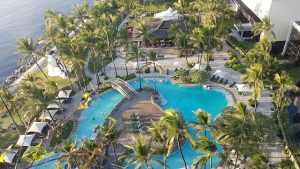 la piscine bord de plage
